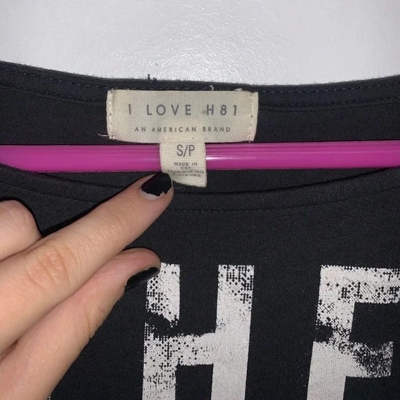 [S]👚NWOT - F21 tee - Picture 4 of 5